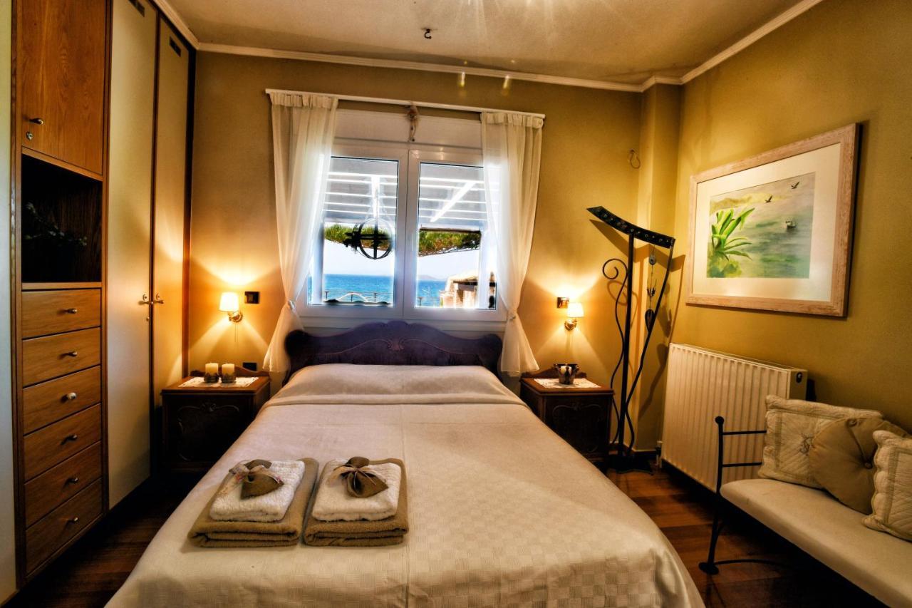 Luxurious Villa By The Sea Posidhonia  Экстерьер фото